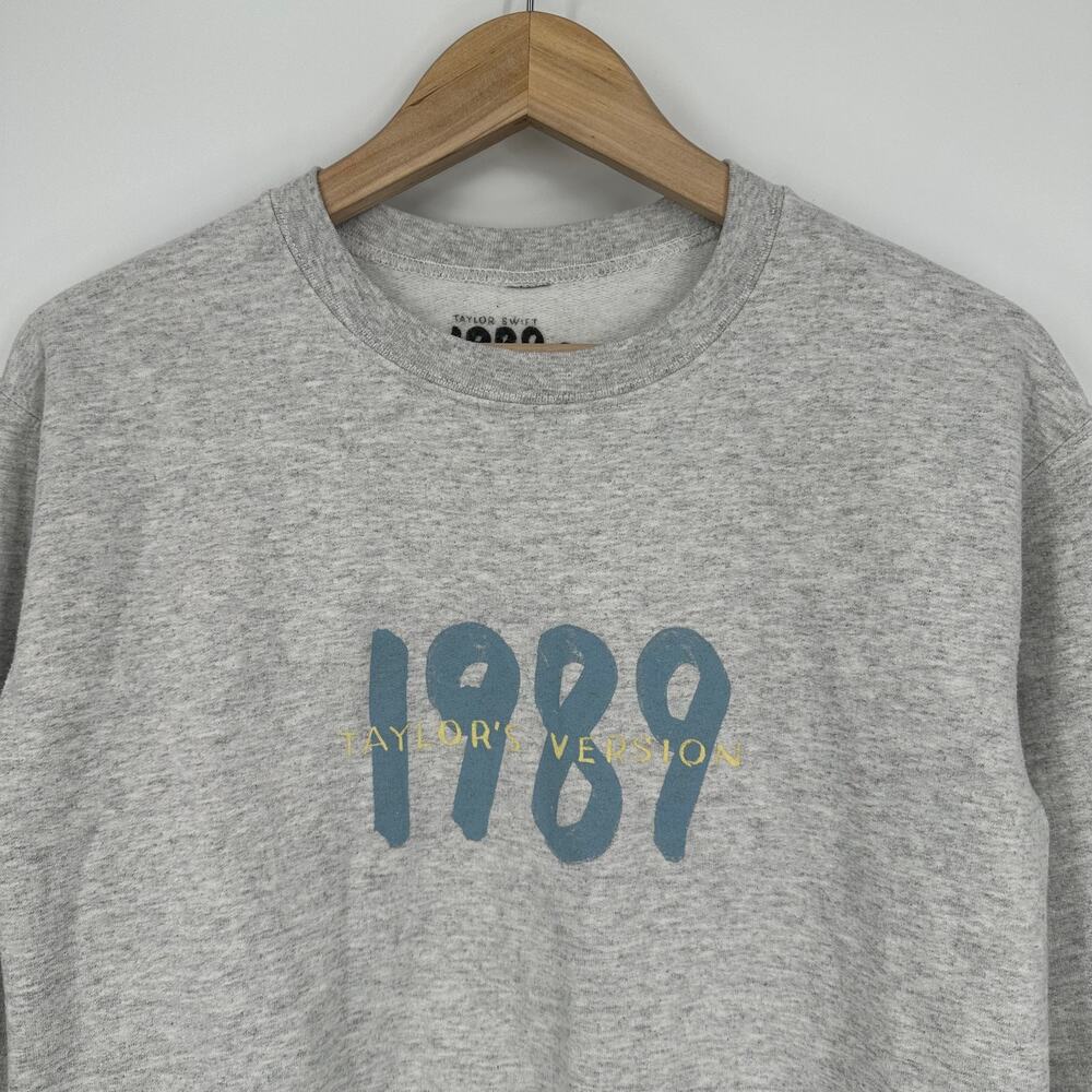 Taylor Swift 1989 Taylor's Version Sweatshirt Crew Neck Fleece Spotify Exclusive - Picture 2 of 7